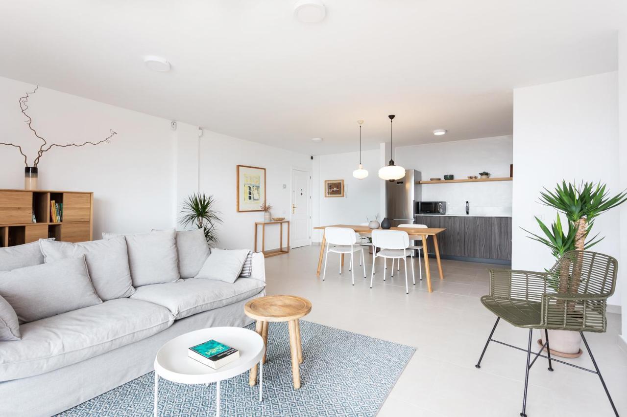 Sunrise On The Ocean Apartment กันเดลาเรีย ภายนอก รูปภาพ